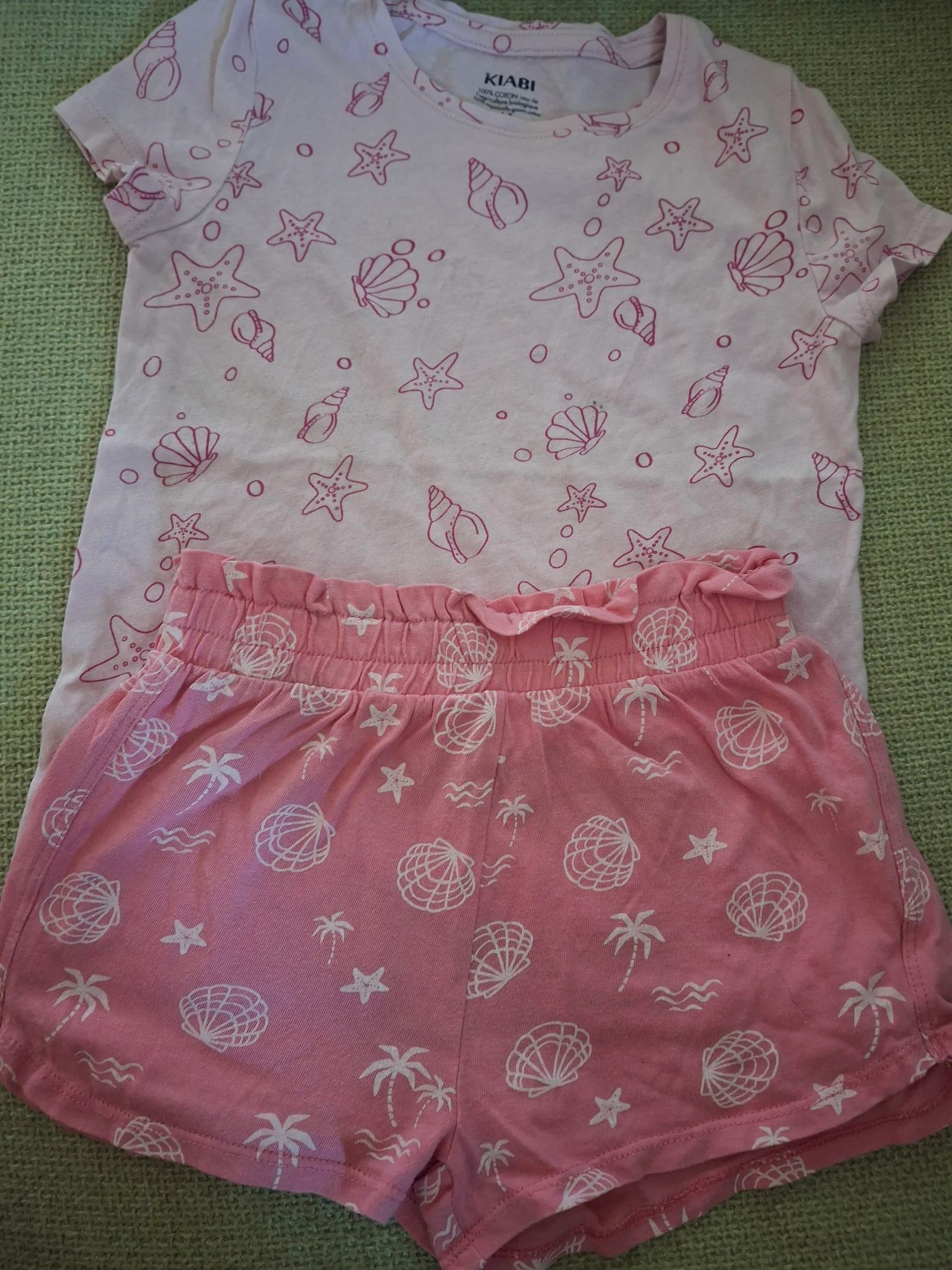 Ensemble d'été rose T-shirt et short motifs marins taille 4 ans Kiabi